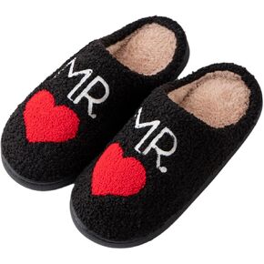 شباشب Mr and Mrs للنساء، شباشب رجالية غامضة، أحذية على شكل قلب متطابقة، شباشب داخلية للاستخدام الخارجي لصديقك وصديقتك هدية عيد الحب in Kuwait