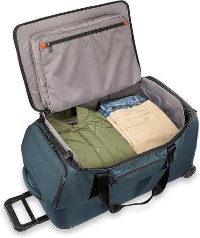 بريجز ورايلي واق من المطر بعجلات، أسود، متوسط ​​المربعات، 27 بوصة in Kuwait