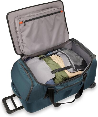 بريجز ورايلي واق من المطر بعجلات، أسود، متوسط ​​المربعات، 27 بوصة in Kuwait