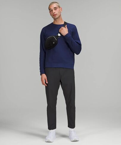 Lululemon Athletica Everywhere Fleece Belt Bag (Black) in Saudi Arabia