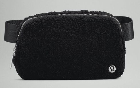 Lululemon Athletica Everywhere Fleece Belt Bag (Black) in Saudi Arabia