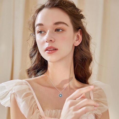 قلادة مدلاة من سيليكبا للنساء والرجال من الفضة الإسترلينية عيار 925 من حجر القمر سلتيك/فايكنغ تحمل صورًا من حجر القمر هدايا مجوهرات للنساء والزوجة والصديقة in Kuwait