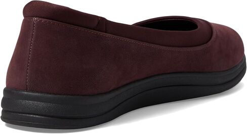 حذاء باليه مسطح للسيدات من Clarks Breeze Ayla in Saudi Arabia