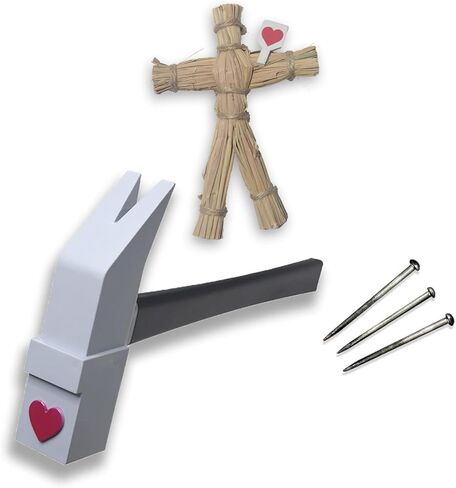 سلاح كوجيساكي نوبارا من جوجوتسو كايسن، مطرقة من الراتنج مع مسمار صغير، فزاعة نوبارا، دعائم تنكرية بلون رمادي in Kuwait