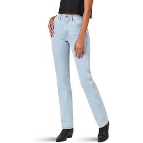 Wrangler womens Cowboy Cut Slim Fit Natural Rise Waist Jeans in Saudi Arabia