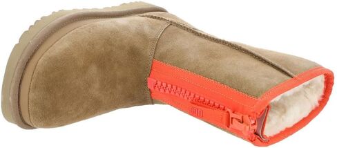 UGG174 Classic Short Zipper Tape Logo Womens Boot in Saudi Arabia