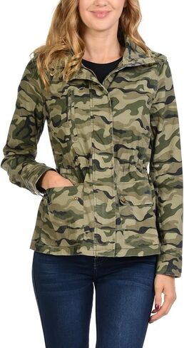 سترة نسائية مموهة عسكرية من مجموعة Auliné برباط من Anorak in Kuwait