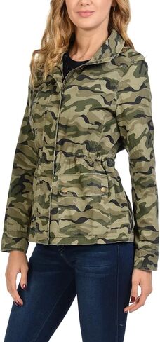 سترة نسائية مموهة عسكرية من مجموعة Auliné برباط من Anorak in Kuwait