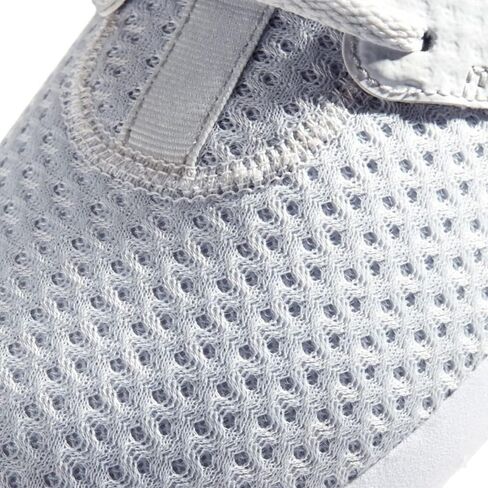 حذاء المشي للنساء من نايك in Kuwait