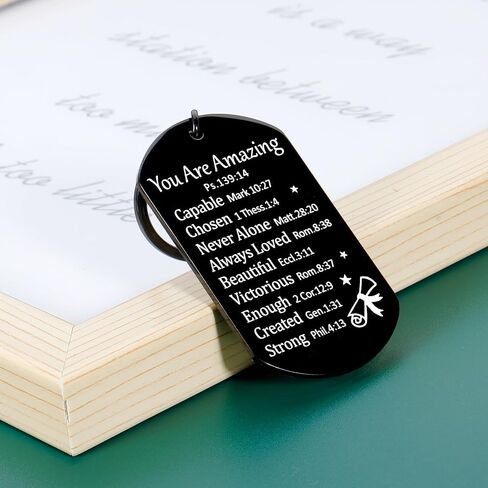 FOOZDEEVAAQ 2024 Graduation Keychains, Class of 2024 Keyring Stainless Steel Keychain for Graduates, Daughter Son Friend in Saudi Arabia