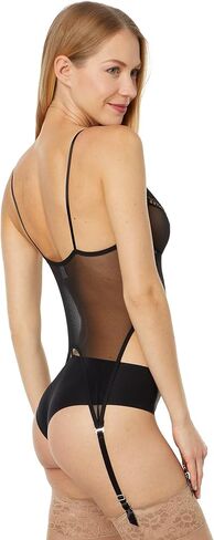 فقط القلوب تهمس بالأشياء الحلوة جارتر كامي in Kuwait