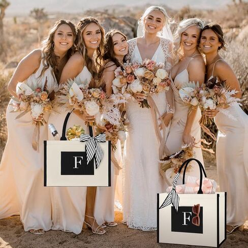 حقيبة حمل قماشية أولية مخصصة من باغستاش، حقيبة حمل الشاطئ بحروف كبيرة للنساء، هدايا عيد ميلاد للنساء، العروس، العطلات in Kuwait