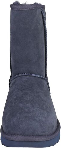 حذاء شتوي ماكاي للنساء من UGG in Saudi Arabia