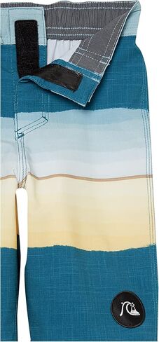 سروال سباحة قصير للأولاد من Quiksilver من مادة الراتنج Surfsilk مقاس 14 للشباب in Kuwait