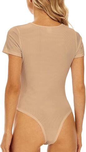 تي شيرت YIJIU نسائي برقبة مربعة وأكمام قصيرة وبدلات داخلية أساسية in Kuwait