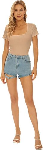 تي شيرت YIJIU نسائي برقبة مربعة وأكمام قصيرة وبدلات داخلية أساسية in Kuwait