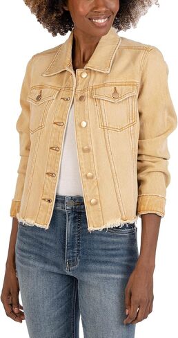 KUT from the Kloth Julia Jacket in Saudi Arabia