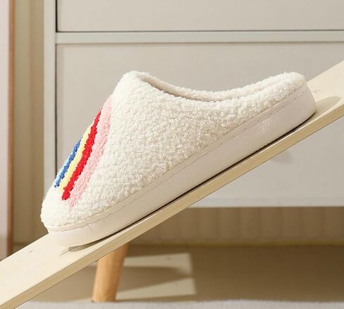 Women Slippers Cute Pattern Strawberry Slippers Warm Soft Bedroom Shoes Fuzzy Closed Toe Sandals Non Slip House Bedroom Slippers in Saudi Arabia
