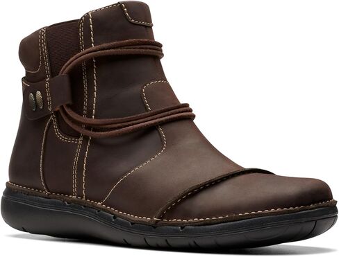 Clarks Women's Un Loop Up Ankle Boot in Kuwait