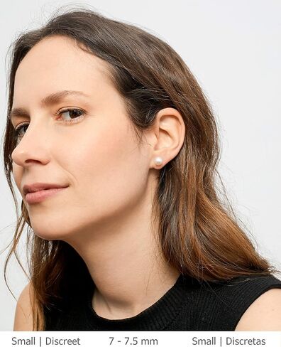 أقراط اللؤلؤ النسائية لآلئ المياه العذبة المزروعة سر وأنت | زر مرتفع، بالقرب من اللآلئ المستديرة | حوامل من الفضة الإسترليني عيار 925 | متوفر بخمسة مقاسات من 6 - 6.5 ملم إلى 10 - 10.5 ملم in Kuwait