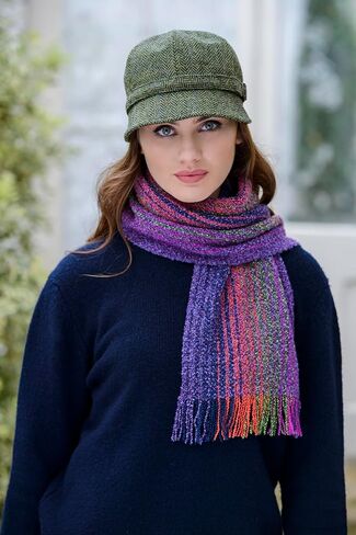 قبعات Mucros Weavers الأيرلندية للنساء مصنوعة في أيرلندا من الصوف الأيرلندي على طراز دلو فلابر in Kuwait