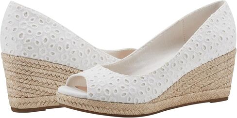 Bandolino Women's Nuri Wedge Sandal in Saudi Arabia