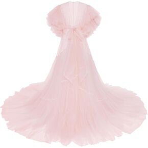 رداء فستان الحمل من التول من PLUVIOPHILY لالتقاط الصور الفوتوغرافية لحفلة استقبال المولود الجديد in Kuwait