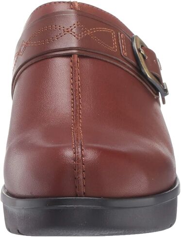 Easy Spirit Women's Pine Clog in Saudi Arabia