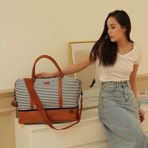 باوشا شنطة يد كبيرة توت قماشية للسفر وعطلة نهاية الاسبوع للنساء من اتش بي-28 (شرائط زرقاء مع جيب للحذاء)، ازرق، 16 × 12 × 8 انش، عصرية/ملائمة, أزرق, 16 x 12 x 8 inch in Kuwait