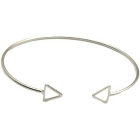 gawne Women's 18k minimalist hollow triangle bracelet, noble and elegant in Saudi Arabia