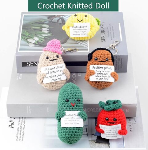 CORACIK مضحك إيجابي الخيار المخلل المفاتيح الكروشيه محبوك لطيف الخيار المخلل دمية ملهمة الهدايا الإبداعية له حقيبة منزلها ديكور عيد الميلاد in Kuwait