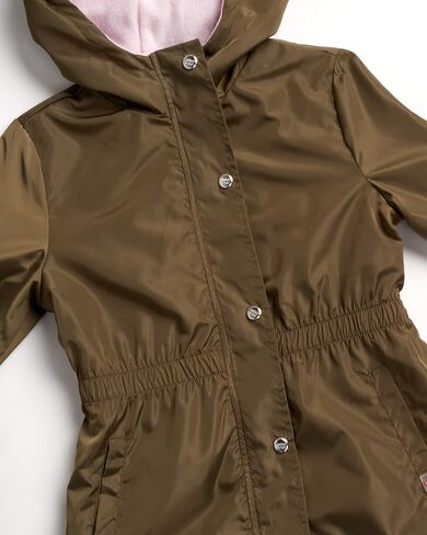 سترة محدودة جدًا للفتيات - معطف مطر أنوراك خفيف الوزن ومقاوم للماء مع غطاء رأس وبطانة قطنية in Kuwait