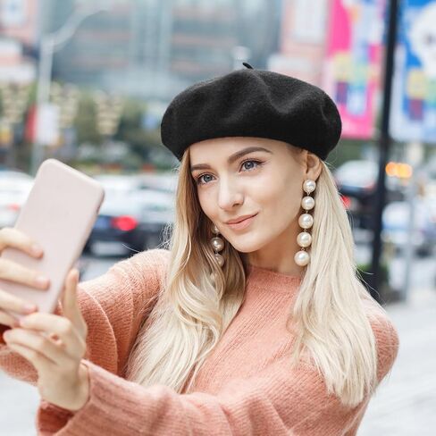 Yanmucy قبعات بيريه فرنسية كلاسيكية قبعات بيريه للنساء بلون سادة قبعات بيريه فرنسية كلاسيكية قبعة شتوية دافئة للنساء والرجال in Kuwait