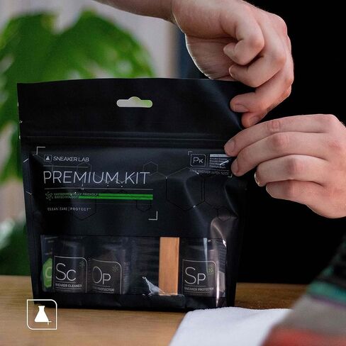 مجموعة ممتازة للعناية بالأحذية من سنيكر لاب in Kuwait