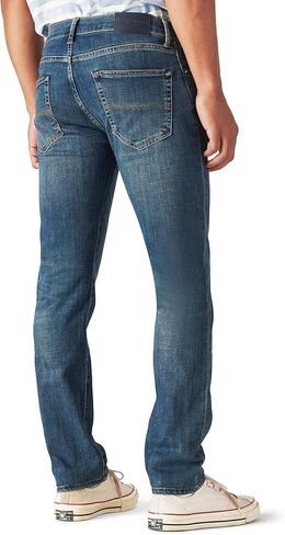 Lucky Brand Men's 110 Slim Coolmax Stretch Jean in Saudi Arabia