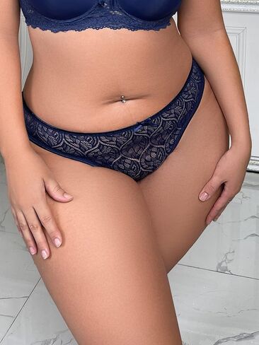 ملابس داخلية نسائية من WDIRARA بمقاس كبير مكونة من 5 قطع من الدانتيل بخصر عالٍ شفافة من خلال الملابس الداخلية in Kuwait