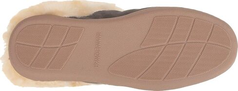 Minnetonka Womens Sheepskin Mule in Saudi Arabia