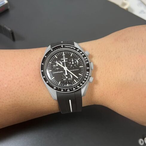العصابات لساعة Moonswatch، حزام متوافق مع أوميغا سواتش Moonswatch Speedmaster لا فجوة تصميم منحني سيليكون حزام بديل مقاوم للماء لساعة أوميغا الرجال النساء in Kuwait