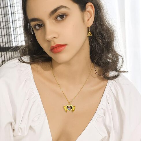 قلادة GOLDCHIC JEWELRY من الفضة الإسترلينية عيار 925 على شكل قلب تحمل صورًا للنساء والفتيات، حجر الميلاد/شجرة الحياة/زوجين قبلة/قلادة جناح الملاك مع سلسلة قابلة للتعديل مقاس 45.72 سم + 5.08 سم، مع صندوق هدايا in Kuwait