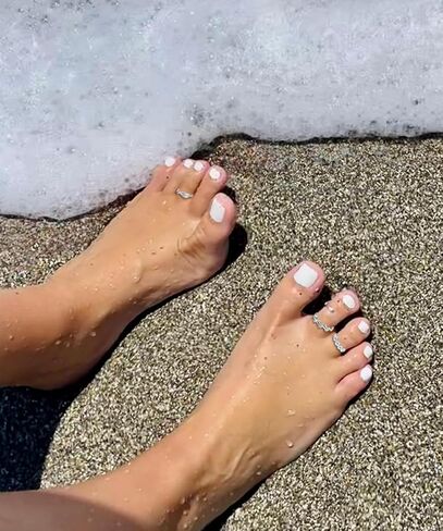 LOAYHOAY 18 قطعة الخلخال خاتم اصبع القدم للنساء الفتيات حجر الراين أساور الكاحل زهرة ورقة القلب مفتوح قابل للتعديل خواتم اصبع القدم الشاطئ مجوهرات القدم in Kuwait