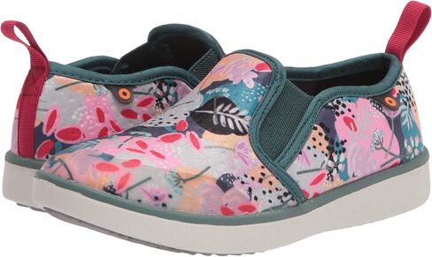 BOGS Unisex-Child Kicker Slip on Shoe Toddler/Little Kids Sneaker in Saudi Arabia