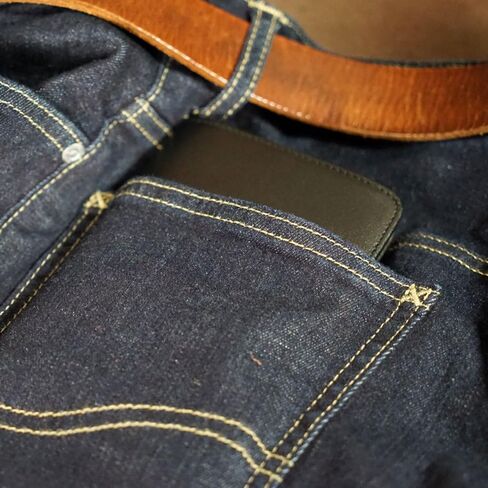 حامل جواز سفر بتقنية حجب تحديد الهوية بموجات الراديو من الجلد الطبيعي لبطاقات الائتمان وبطاقة الصعود in Kuwait