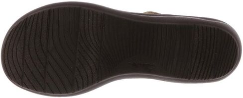 Clarks Women's Laurieann Style Flat Sandal in Saudi Arabia