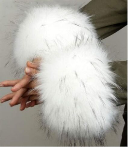 أصفاد المعصم من الفرو الصناعي من LDFWAY لتدفئة الساق والذراع وأساور للأحذية الشتوية الدافئة للنساء in Kuwait