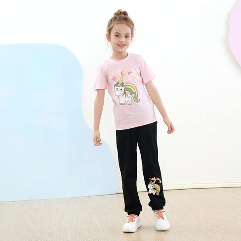 طقم مكون من قطعتين بتصميم وحيد القرن من Jobakids - طقم قميص وطماق للفتيات - مقاسات من 2 إلى 8 سنوات - مثالي لوقت اللعب in Kuwait