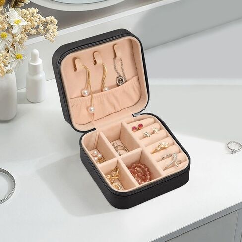 PU Leather Jewelry Box, Baby Panda Sleeping in Winter Night Travel Jewelry Case Portable Jewelry Organizer for Rings Earrings Necklaces Bracelets Storage Holder Boxes for Women Girls in Saudi Arabia