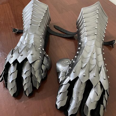 AnNafi Fantasy Gauntlets SCA Armor Gauntlets Iron | Silver Handmade Middle eval - قفازات واقية يدوية الصنع - قفاز محارب معدني in Saudi Arabia
