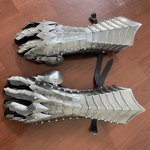 AnNafi Fantasy Gauntlets SCA Armor Gauntlets Iron | Silver Handmade Middle eval - قفازات واقية يدوية الصنع - قفاز محارب معدني in Saudi Arabia