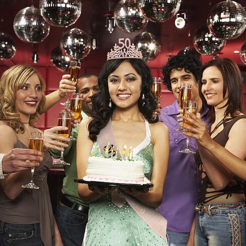 زينة عيد الميلاد الخمسين للسيدات من KICOSY مجموعة تاج عيد الميلاد الخمسين ووشاح عيد الميلاد الخمسين هدية عيد ميلاد 50 للنساء in Kuwait