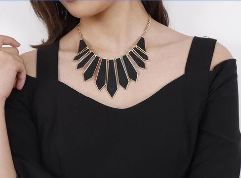 HSWE بريق طوق قلادة للنساء بيان مريلة قلادة هندسية شيفرون قلادة قلادة لحفل الزفاف in Kuwait